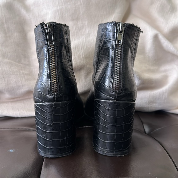 Steve Madden Jillian Boot size 7.5 - Picture 3 of 4